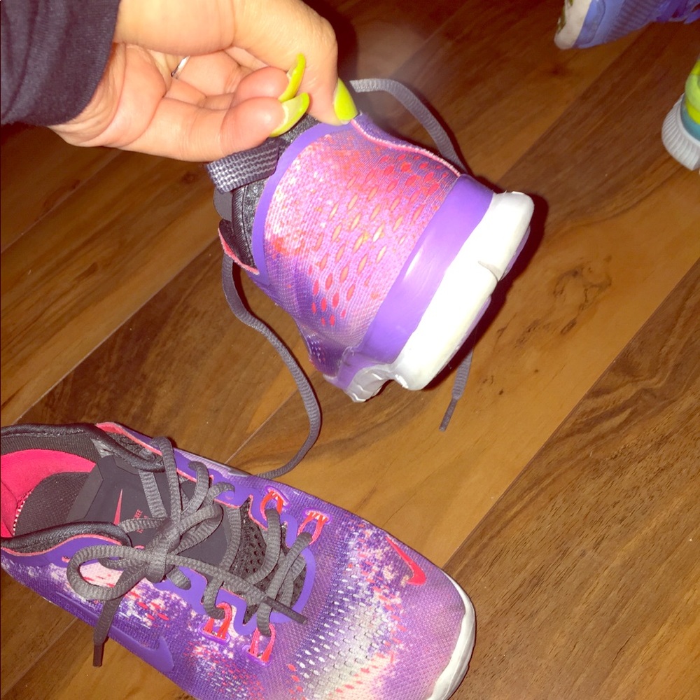 Nike woman shoes
